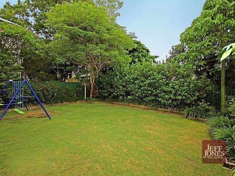 98 Linton Street, Kangaroo Point QLD 4169