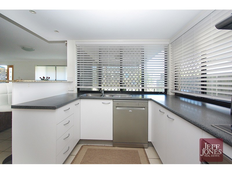 1/4 Emsworth Street, Wynnum QLD 4178