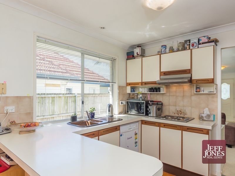 75 Burn Street, Camp Hill QLD 4152