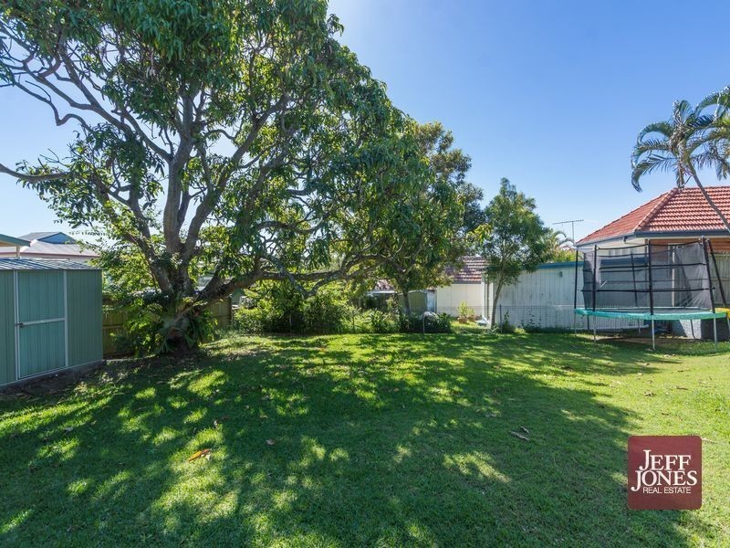 75 Burn Street, Camp Hill QLD 4152