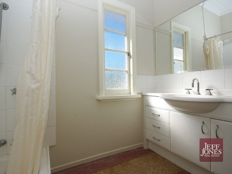 75 Gallipoli Road, Carina Heights QLD 4152