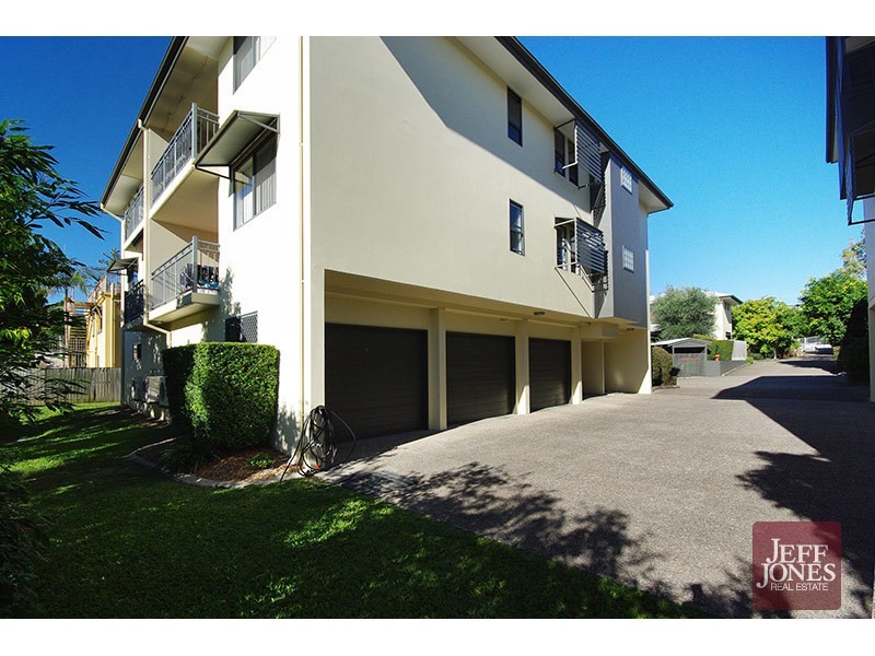 11/34 Douglas Street, Greenslopes QLD 4120