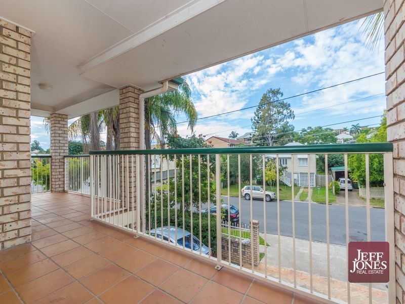 4/45 Macaulay Street, Coorparoo QLD 4151