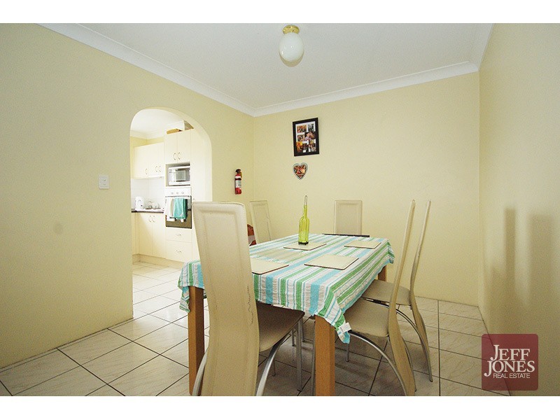 2/23 Gordon Street, Greenslopes QLD 4120