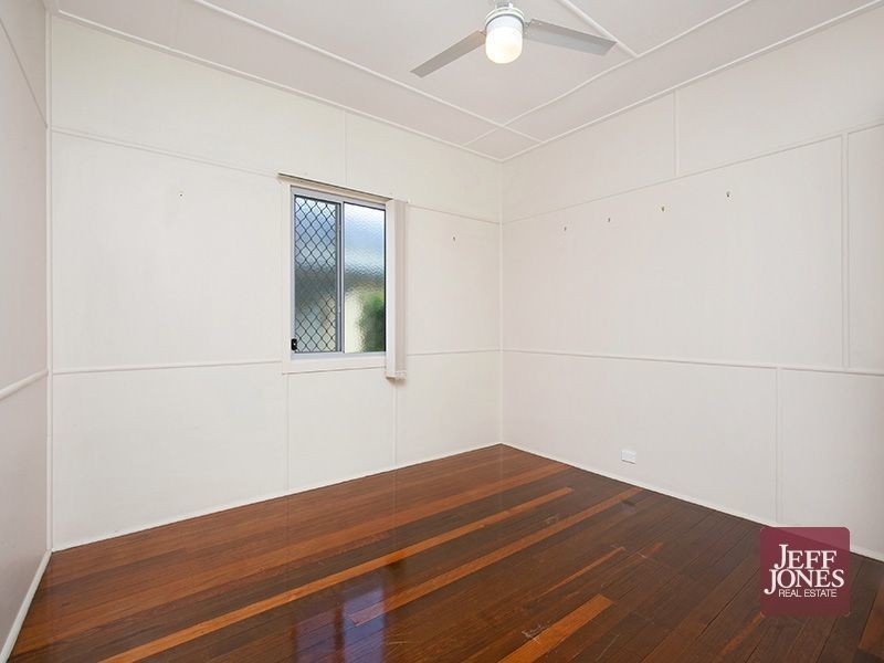 100 Henry Street, Greenslopes QLD 4120