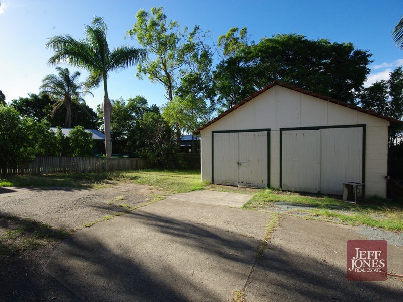 27 Headfort Street, Greenslopes QLD 4120