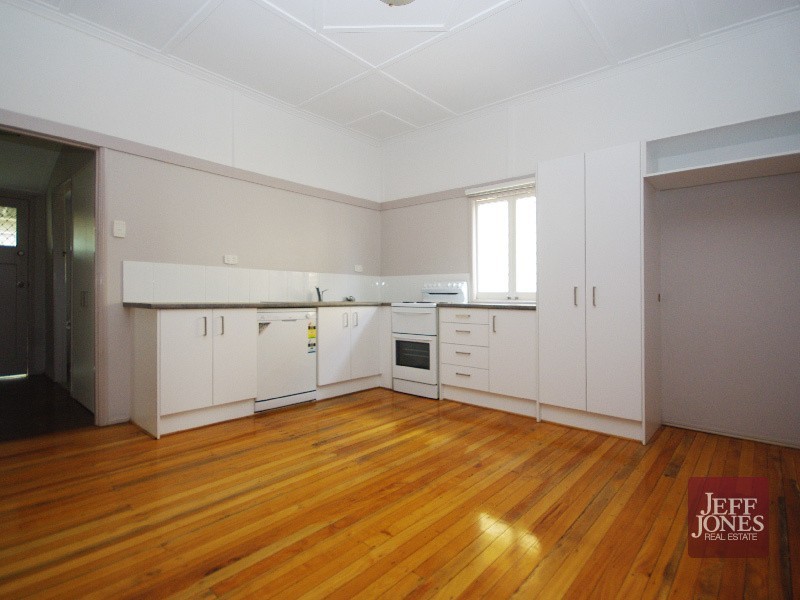 148 Juliette Street, Greenslopes QLD 4120