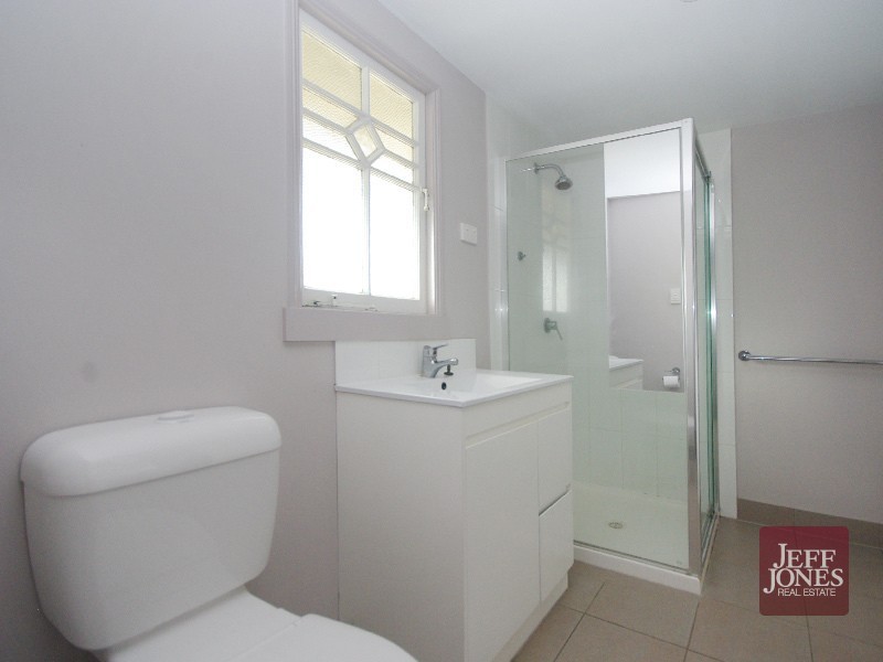 148 Juliette Street, Greenslopes QLD 4120