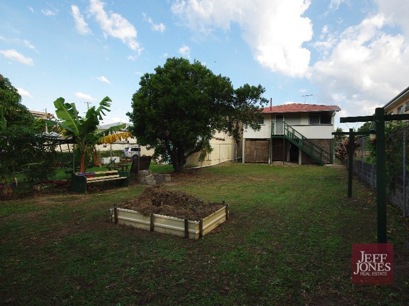 148 Juliette Street, Greenslopes QLD 4120