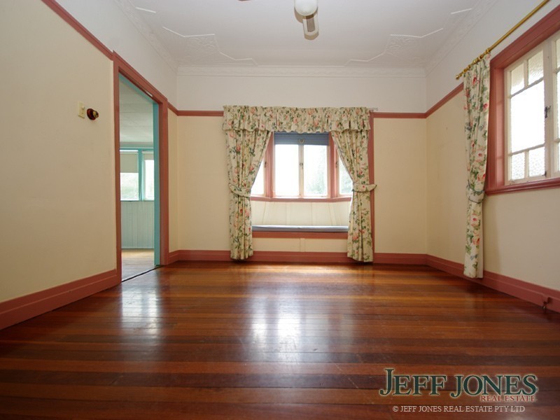 12 Sword Street, Woolloongabba QLD 4102