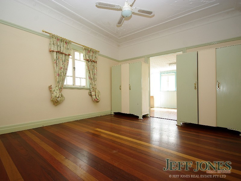 12 Sword Street, Woolloongabba QLD 4102