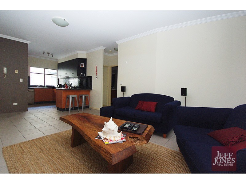 3/57 Sandford Street, St Lucia QLD 4067
