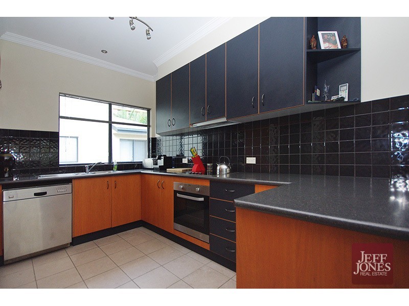 3/57 Sandford Street, St Lucia QLD 4067