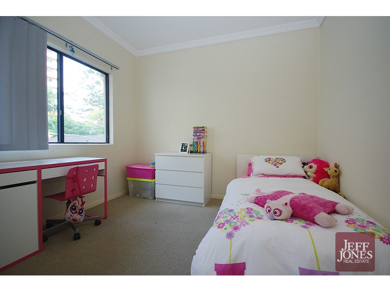 3/57 Sandford Street, St Lucia QLD 4067