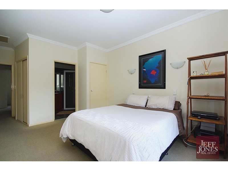 3/57 Sandford Street, St Lucia QLD 4067