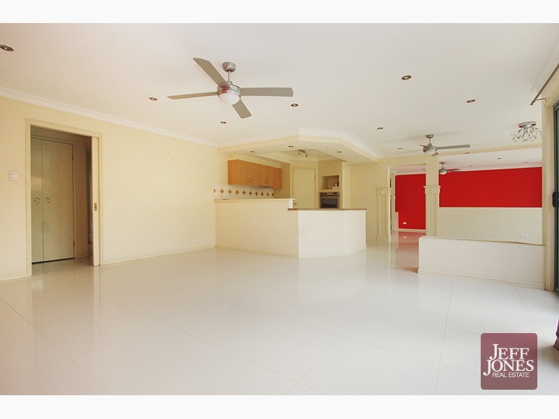 86 Coventry Circuit, Carindale QLD 4152