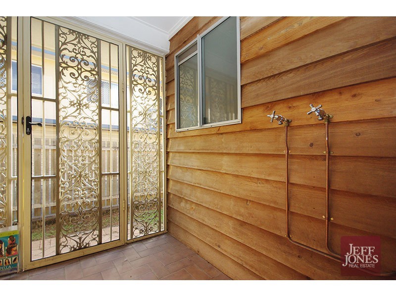 37 Hunter Street, Greenslopes QLD 4120