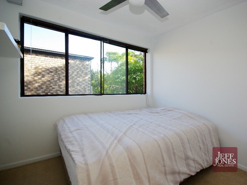 1/65 Jellicoe Street, Coorparoo QLD 4151