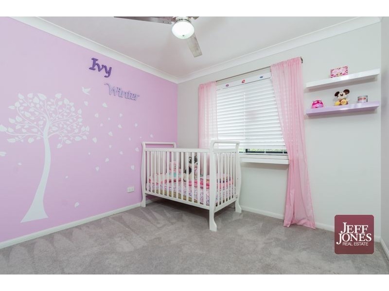 2 Meike Crescent, Tanah Merah QLD 4128