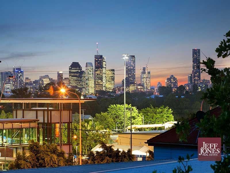 6/10 Knowsley Street, Greenslopes QLD 4120