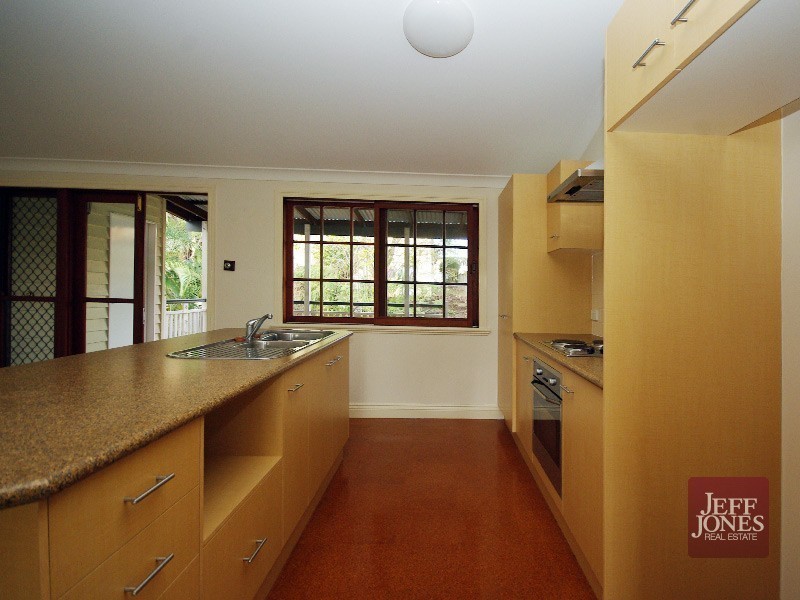 36A Brae Street, Coorparoo QLD 4151