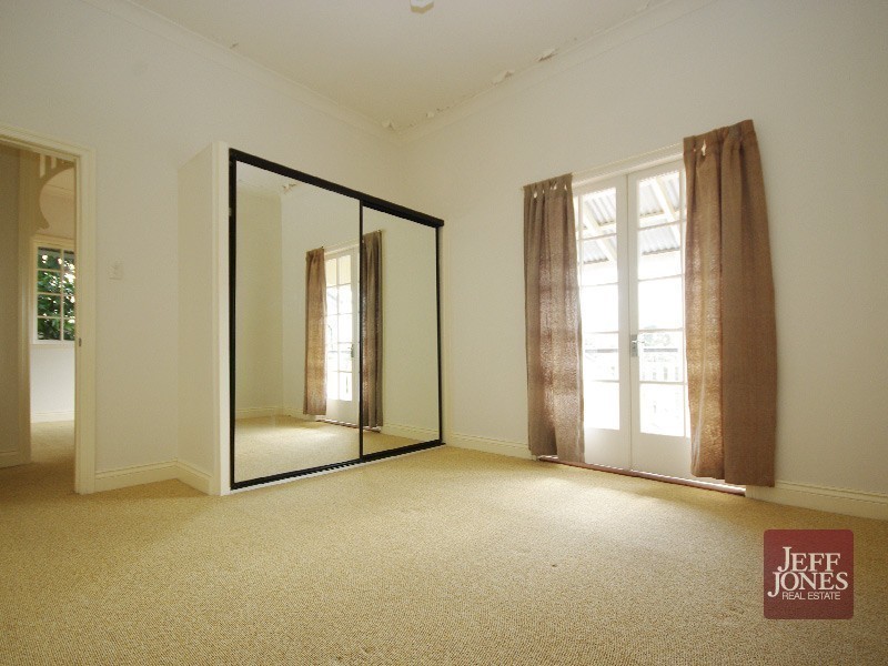 36A Brae Street, Coorparoo QLD 4151