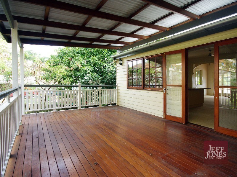 36A Brae Street, Coorparoo QLD 4151