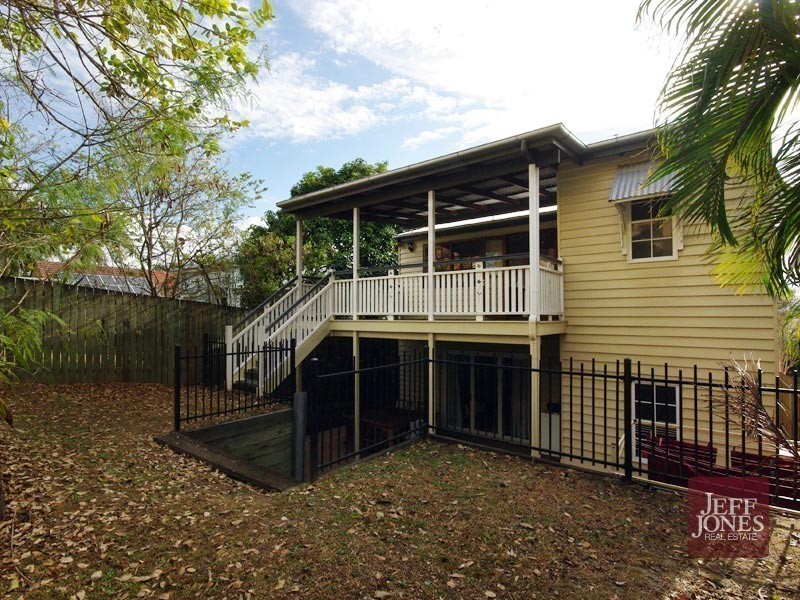 36A Brae Street, Coorparoo QLD 4151