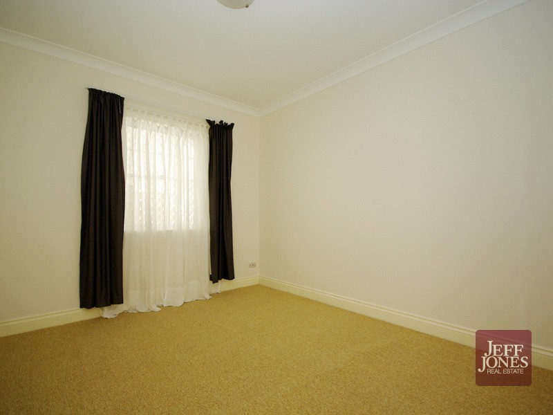 36B Brae Street, Coorparoo QLD 4151
