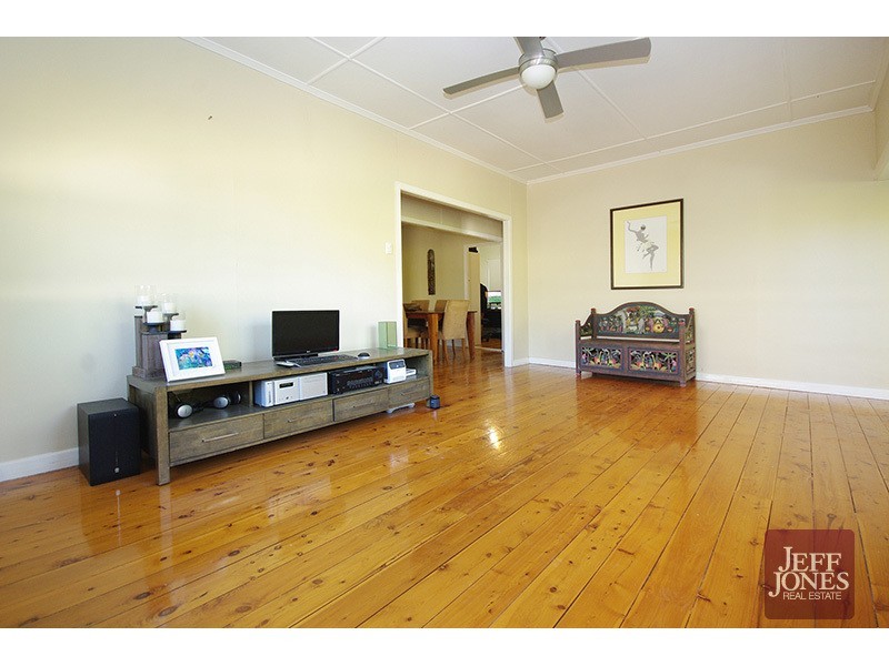 57 Warilda Street, Camp Hill QLD 4152