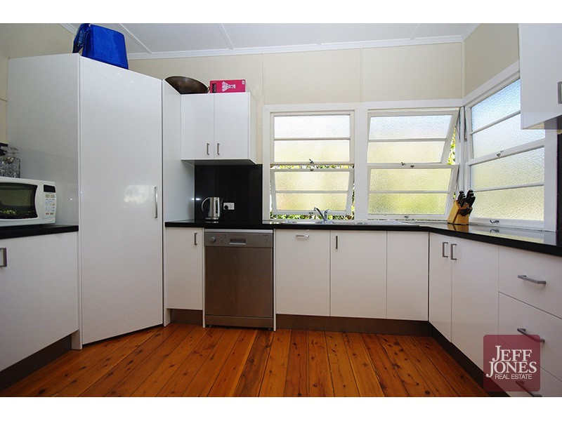 57 Warilda Street, Camp Hill QLD 4152