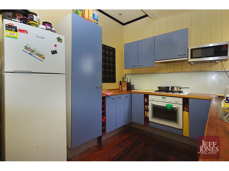 16 Sword Street, Woolloongabba QLD 4102