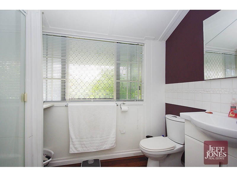 16 Sword Street, Woolloongabba QLD 4102