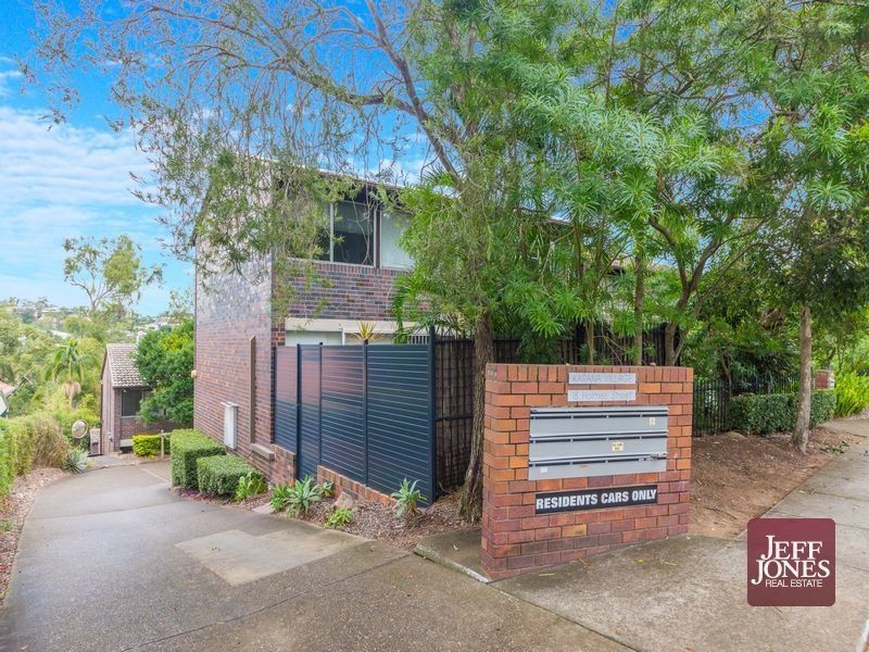 2/18 Holmes Street, Toowong QLD 4066