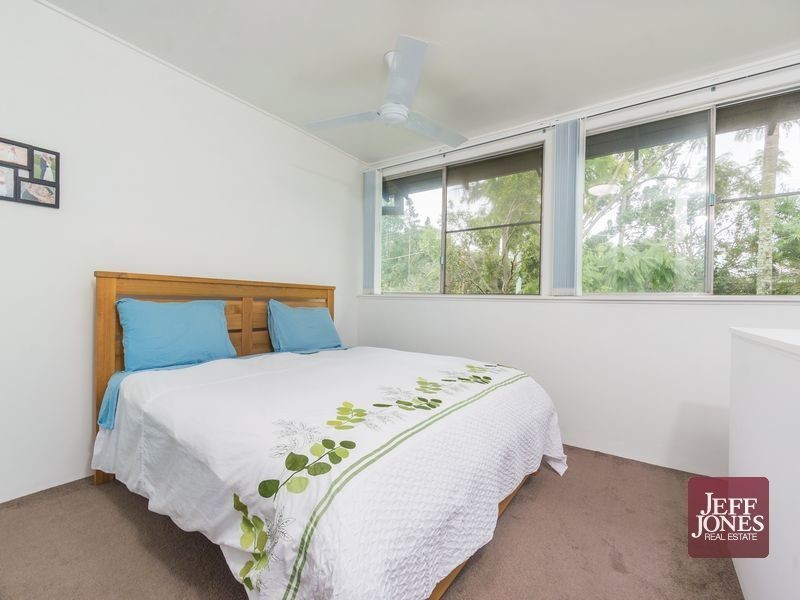 2/18 Holmes Street, Toowong QLD 4066