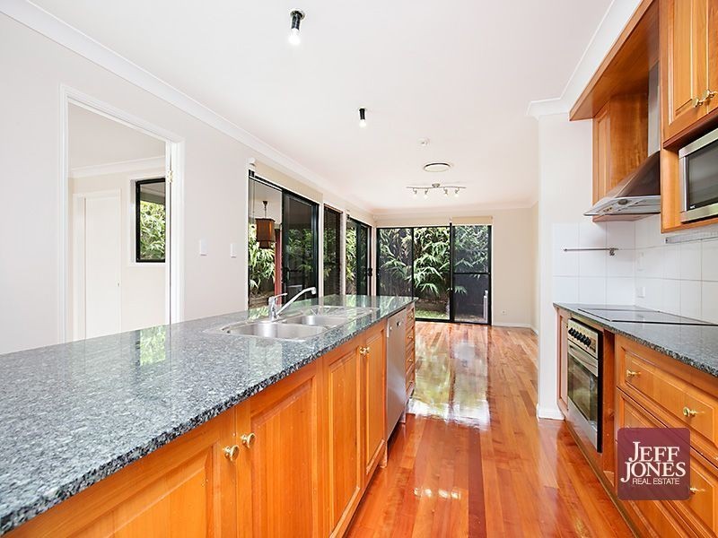 1/16 Venner Road, Annerley QLD 4103