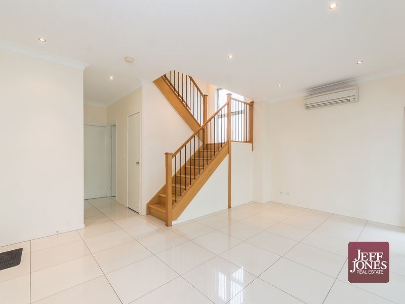 2/41 Monmouth Street, Morningside QLD 4170