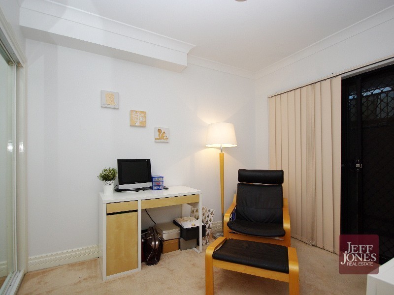 1/110 Pashen Street, Morningside QLD 4170