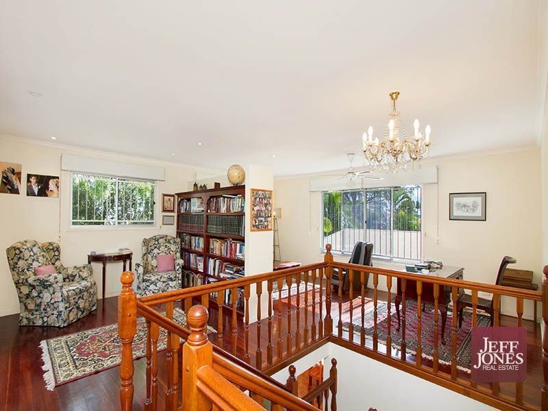 17 Glyn Street, Coorparoo QLD 4151