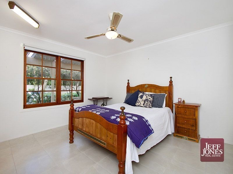 17 Glyn Street, Coorparoo QLD 4151