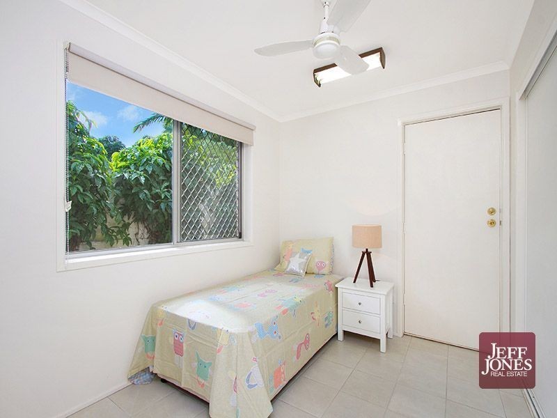 17 Glyn Street, Coorparoo QLD 4151