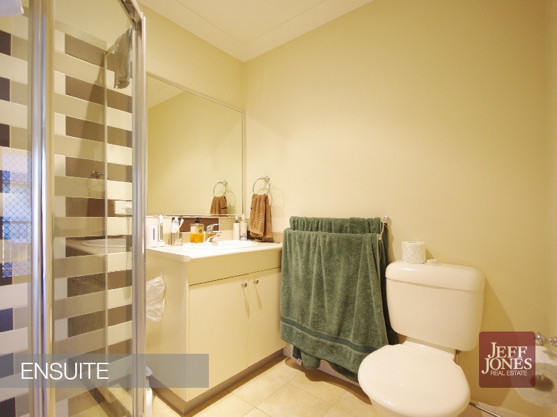 20/11 Hilltop Court, Carina QLD 4152