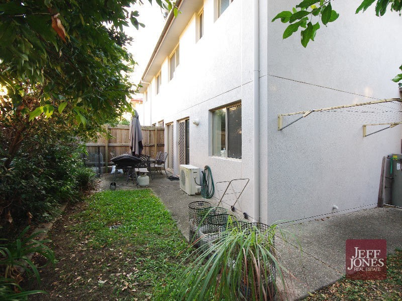 20/11 Hilltop Court, Carina QLD 4152