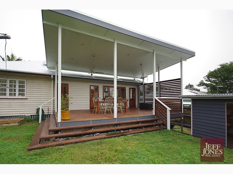 43 Stimpson Street, Fairfield QLD 4103