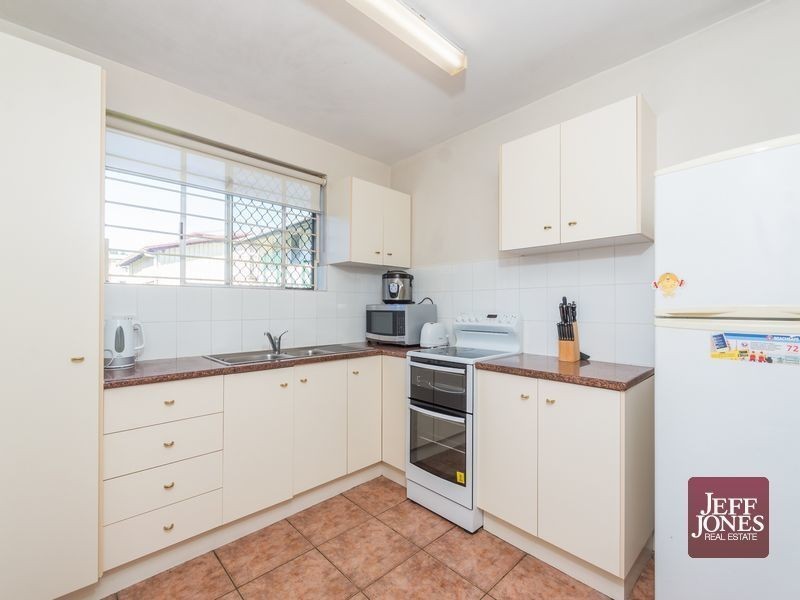 1/146 Juliette Street, Greenslopes QLD 4120