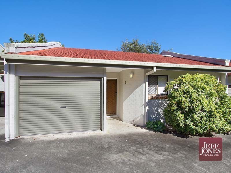 4/54 Douglas Street, Greenslopes QLD 4120