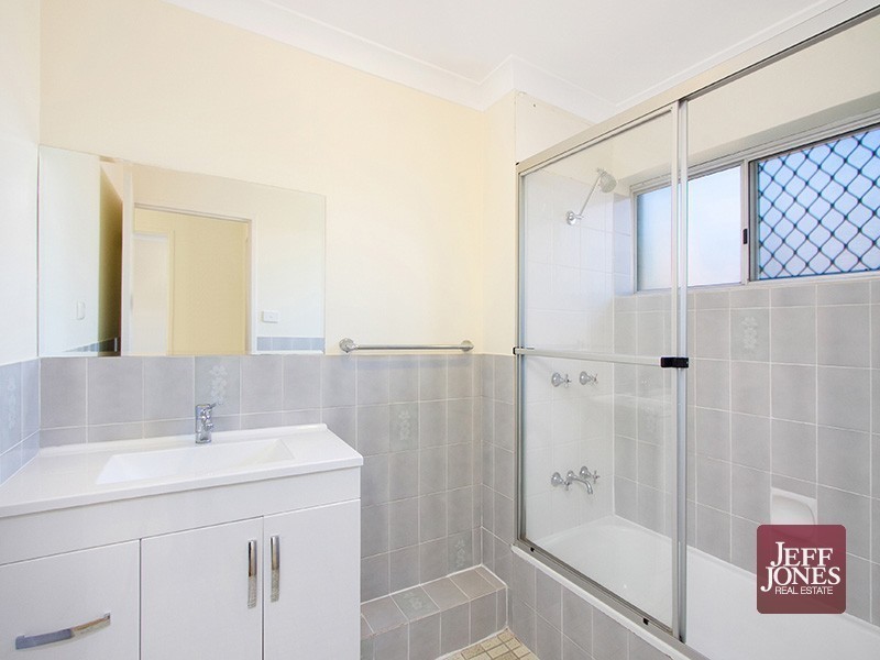 3/117 Pembroke Road, Coorparoo QLD 4151