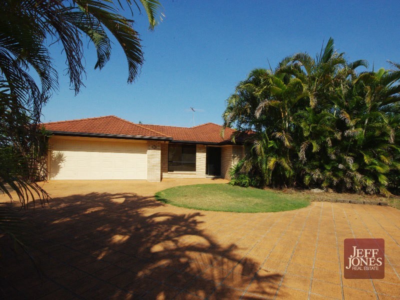 12 Ridgeview Street, Carindale QLD 4152