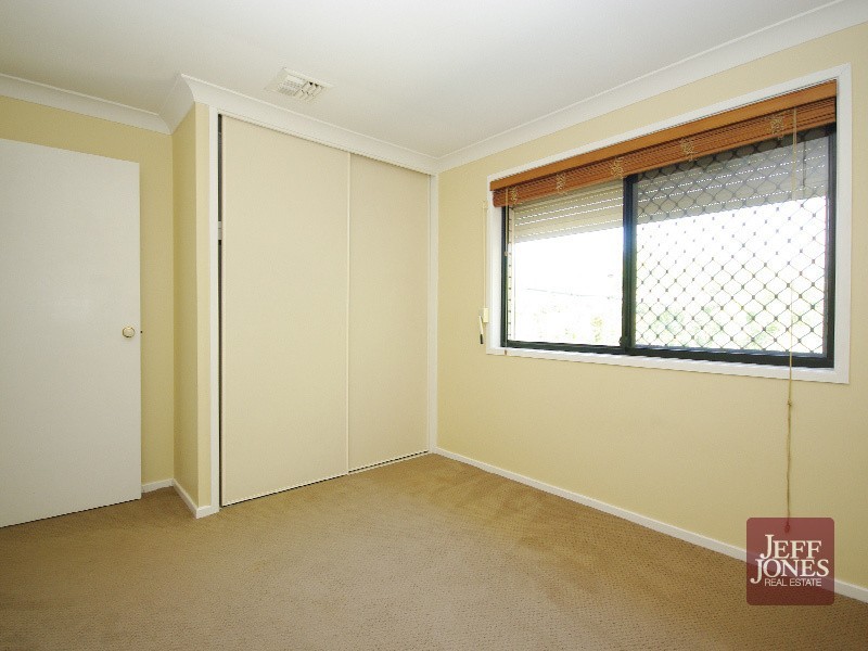 12 Ridgeview Street, Carindale QLD 4152