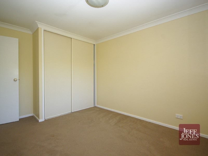 12 Ridgeview Street, Carindale QLD 4152